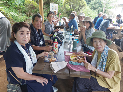 ぶどう狩りツアー